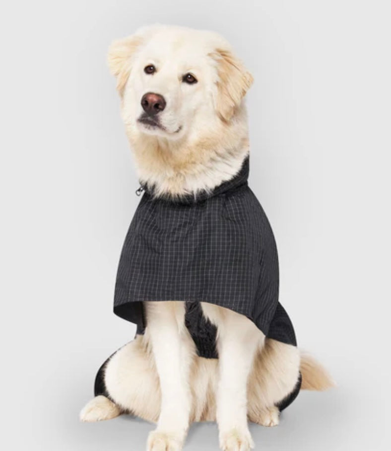 Canada Pooch-Complete Coverage- Black Reflective